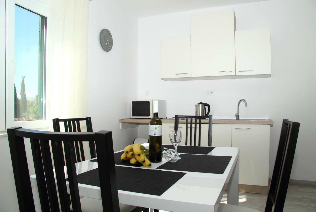 Apartments Mocici Exterior photo
