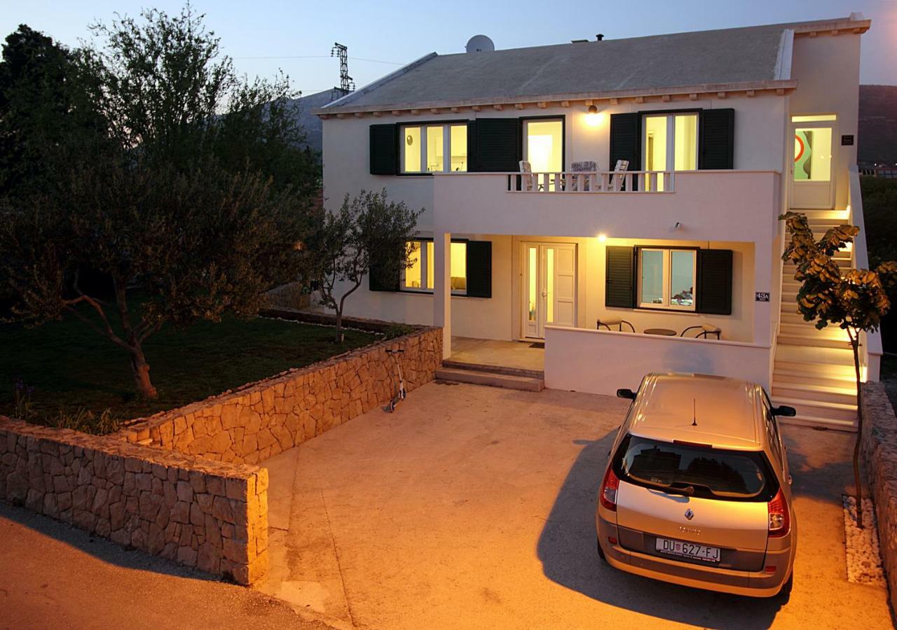 Apartments Mocici Exterior photo